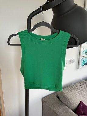 Wilfred Free Green Ribbed Crop Tank (Small)